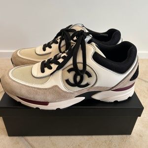 Chanel Mesh Suede Calfskin Womens CC Sneakers 41.5 White Ivory Dark Beige